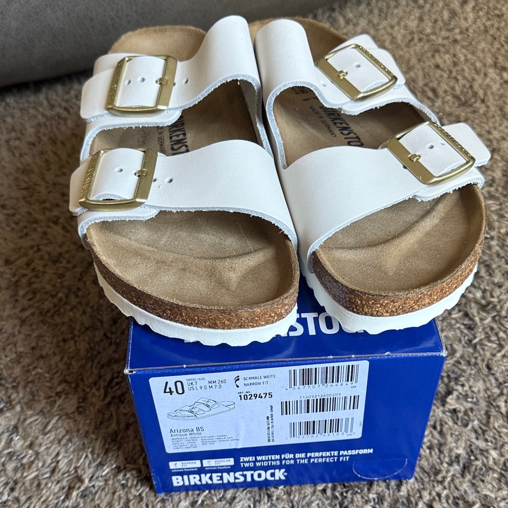 NWT Birkenstock Arizona BS Antique White Women’s 9